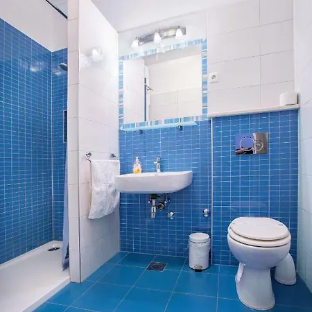 Dora Apartmán *